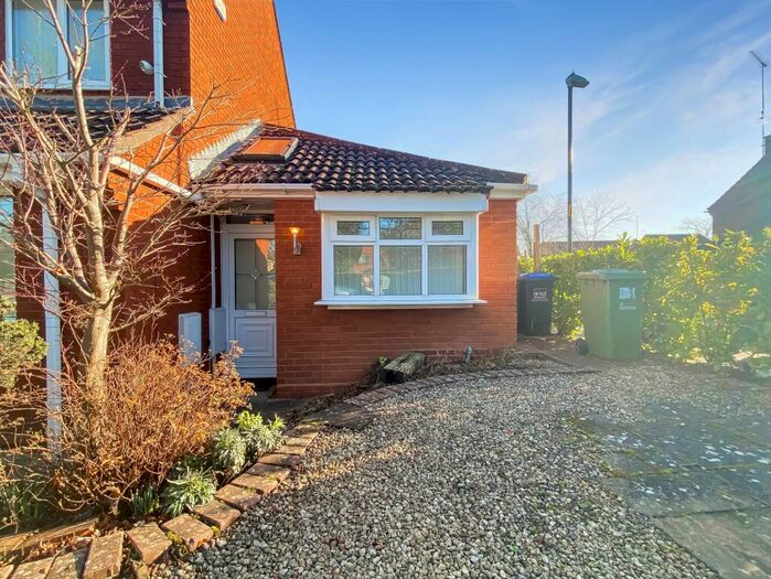 1 Bedroom Property To Rent In Windy Arbour, Kenilworth, CV8