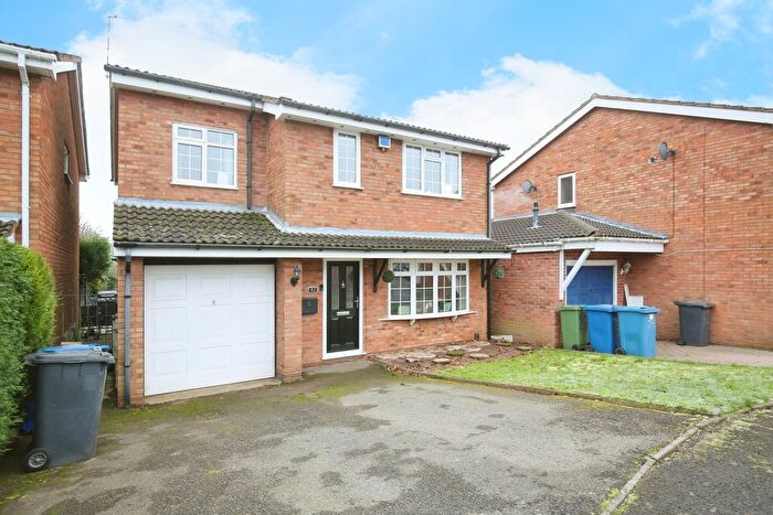 4 Bedroom Detached House For Sale In Loughshaw, Wilnecote, Tamworth, B77