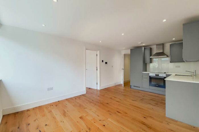 1 Bedroom Flat To Rent In Ashby Apartments, Plumstead High Street, London, SE18