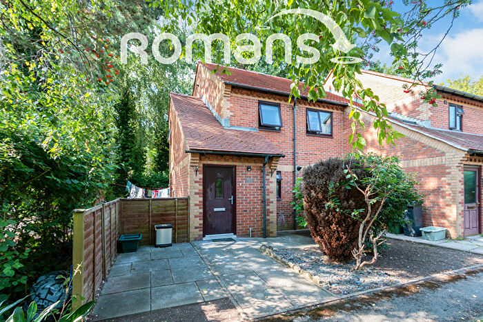 1 Bedroom Maisonette To Rent In Park Gardens, Basingstoke, RG21