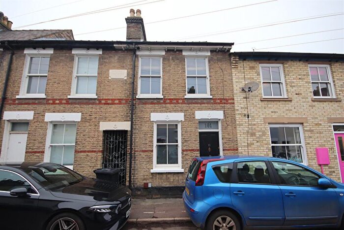 2 Bedroom Terraced House To Rent In Catharine Street, Cambridge, CB1