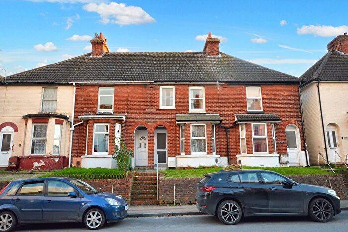 2 Bedroom Terraced House For Sale In Cheriton High Street, Folkestone, CT19
