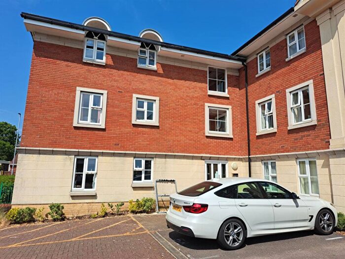 2 Bedroom Apartment To Rent In Springly Court, Grimsbury Road, Kingswood, BS15