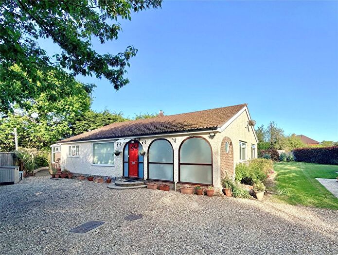 3 Bedroom Bungalow For Sale In St. Marks Road, Pennington, Lymington, Hampshire, SO41