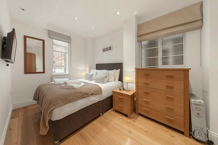 1 Bedroom Flat To Rent In Sloane Avenue, Sloane Square, London, SW3