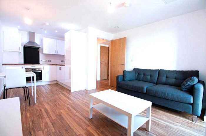 1 Bedroom Flat To Rent In The Tower, Plaza Boulevard, Liverpool, L8