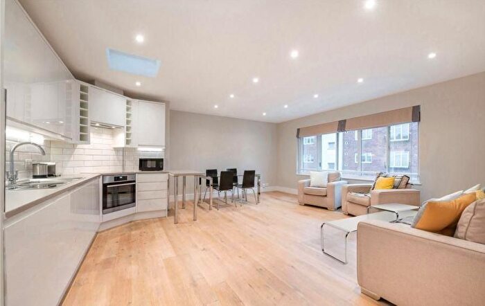 2 Bedroom Flat To Rent In St. Johns Wood High Street, London, NW8