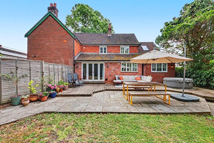 4 Bedroom Detached House For Sale In Broad Lane, Swanmore, SO32