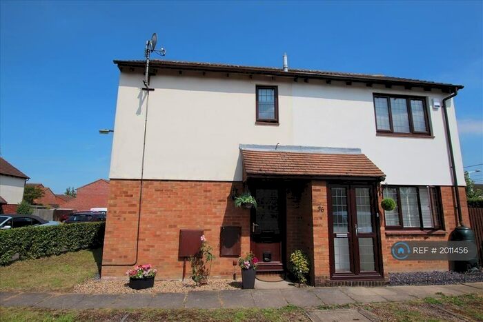 2 Bedroom Terraced House To Rent In Larkins Cl, Baldock, SG7