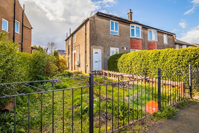 3 Bedroom Flat For Sale In Pilton Drive, Pilton, Edinburgh, EH5