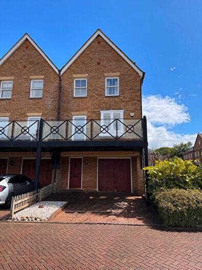 4 Bedroom Semi Detached House To Rent In Provender Walk, Belvedere Road, Faversham, ME13