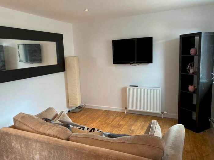 2 Bedroom Flat To Rent In Merkland Lane, City Centre, Aberdeen, AB24