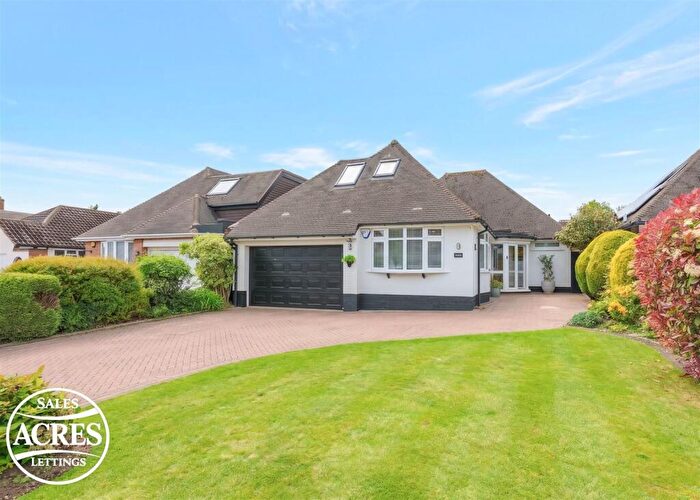 4 Bedroom Detached House For Sale In Irnham Road, Four Oaks, Sutton Coldfield, B74