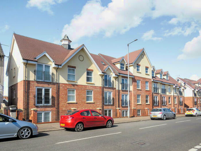 2 Bedroom Apartment To Rent In Main Road, Harwich, CO12