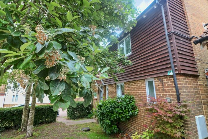 2 Bedroom Semi-Detached House To Rent In Bradbridge Green, Singleton, Ashford, TN23