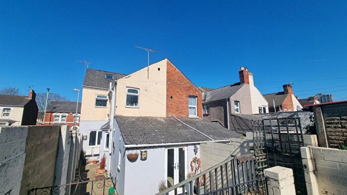 1 Bedroom Flat To Rent In Curtis Street, Swindon, SN1