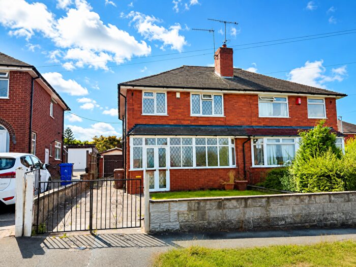 3 Bedroom Semi-Detached House For Sale In Courtway Drive, Stoke-on-Trent, ST1