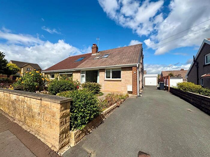2 Bedroom Semi-Detached Bungalow For Sale In Crestfield Road, Elland, HX5