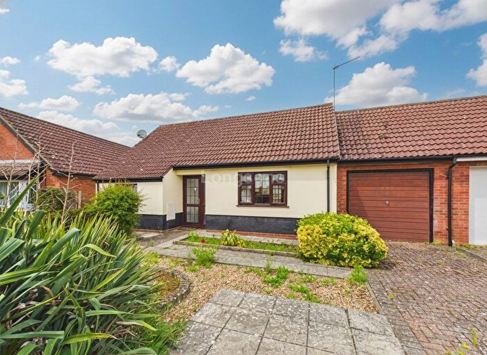 2 Bedroom Semi-Detached Bungalow For Sale In Williams Close, Watton, IP25