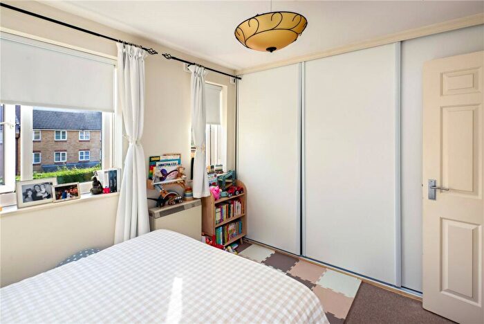 1 Bedroom Flat To Rent In Ferguson Close, Isle Of Dogs, London, E14