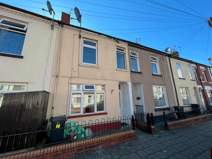 3 Bedroom Flat To Rent In Somerset Street, Grangetown, Cardiff, CF11
