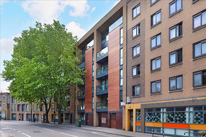 2 Bedroom Flat To Rent In Cube Apartments, Kings Cross Road, Kings Cross, London, WC1X