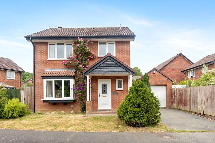 3 Bedroom Detached House For Sale In Roman Way, Uckfield, TN22