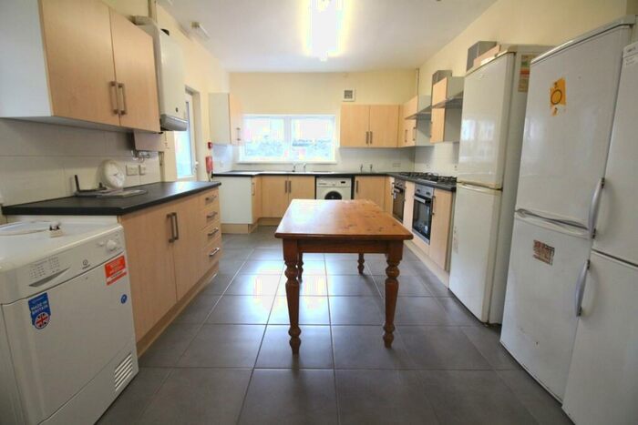 7 Bedroom End Of Terrace House To Rent In Ruthin Gardens, Cathays, CF24