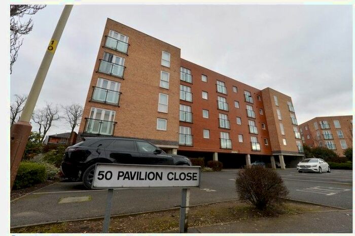 2 Bedroom Flat To Rent In Pavillion Close, Leicester, LE2