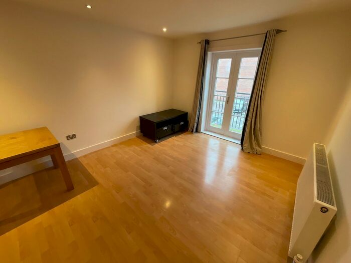2 Bedroom Flat To Rent In Raby Street, Manchester, M16