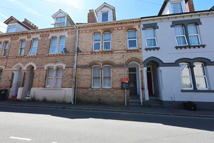 2 Bedroom Terraced House To Rent In Barnstaple, EX32