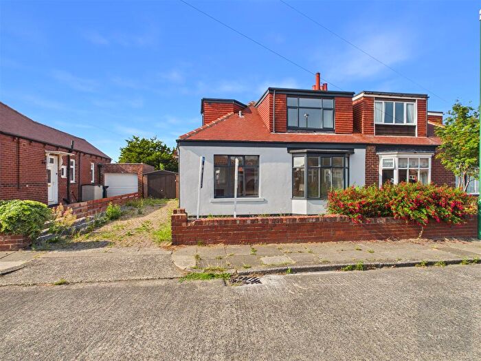 3 Bedroom Semi-Detached Bungalow For Sale In Southfield Road, South Shields, NE34