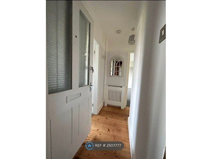 1 Bedroom Flat To Rent In Christopher Close, Norwich, NR1