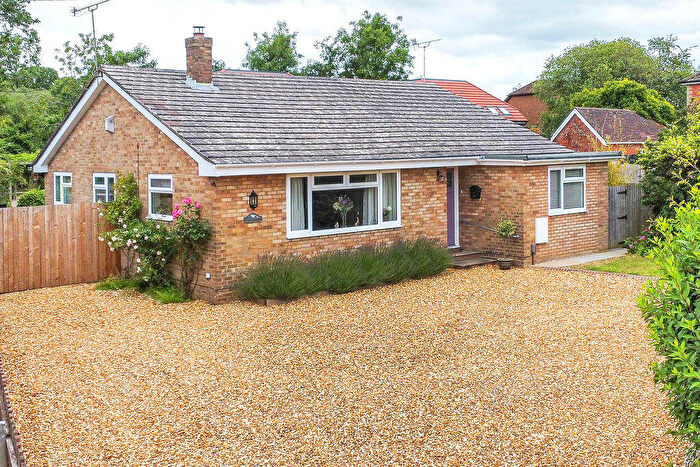 2 Bedroom Detached Bungalow For Sale In Cooks Lane, Old Calmore, SO40