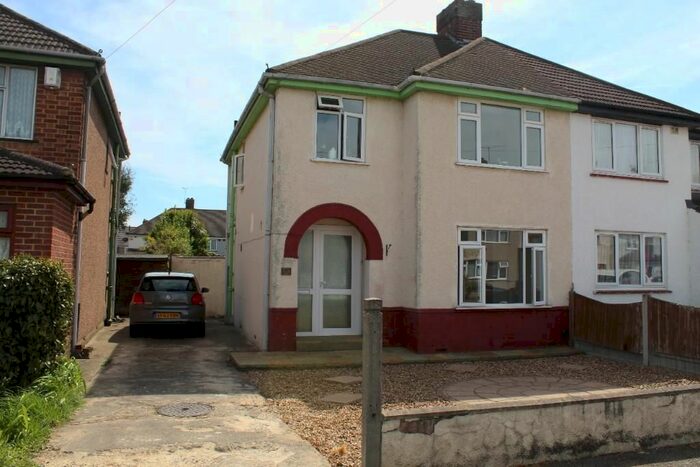 3 Bedroom Semi-Detached House To Rent In Windermere Avenue, Hornchurch, Essex, RM12