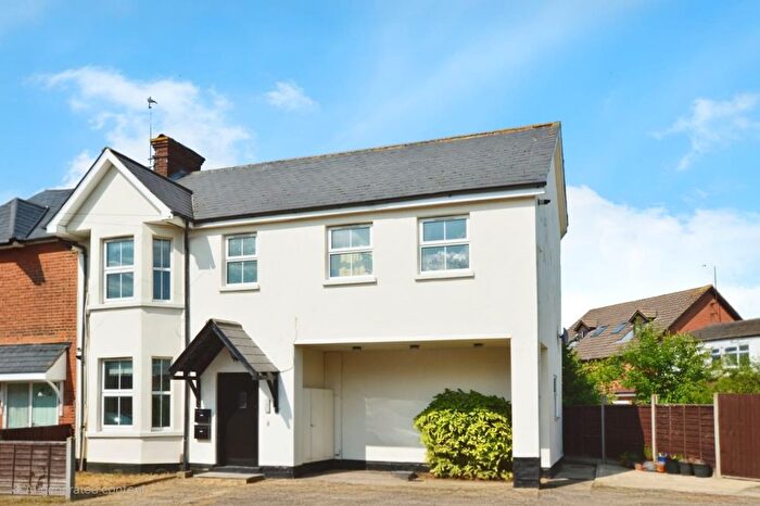 1 Bedroom Flat To Rent In Camp Road, St Albans, AL1