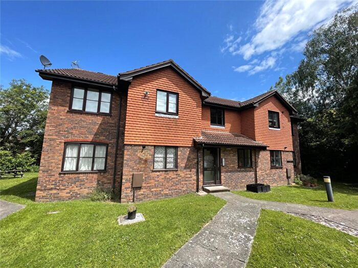 1 Bedroom Apartment To Rent In Highclere, Guildford, Surrey, GU1