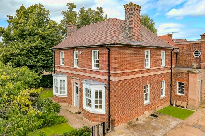 3 Bedroom Link Detached House To Rent In Carlyle House, The Old Police Station, North Park Road, Harrogate, HG1