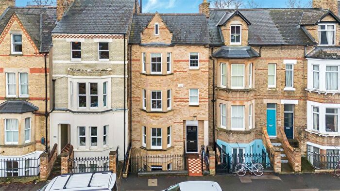 4 Bedroom Terraced House For Sale In Kingston Road, Central North Oxford, OX2