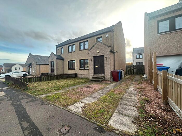 3 Bedroom Semi Detached House For Sale In Mansion Drive, Dundee, DD4