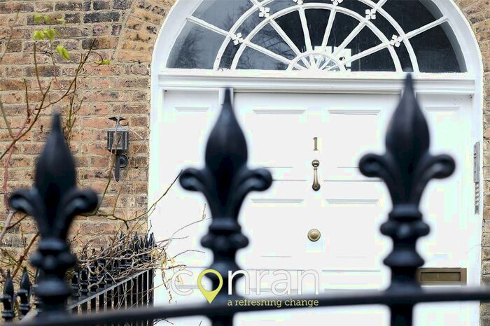 2 Bedroom Flat To Rent In Westgrove Lane, Greenwich SE10