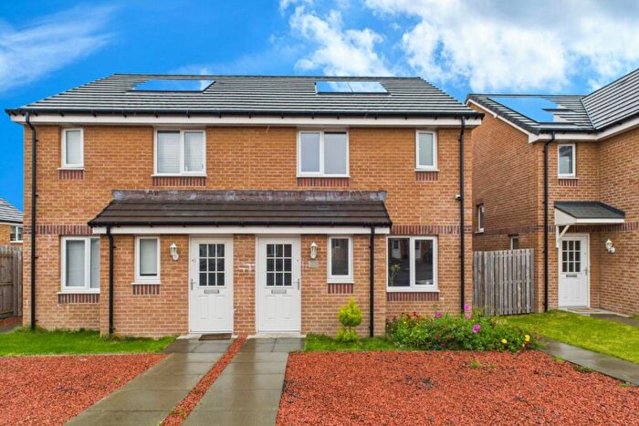 3 Bedroom Semi-Detached House For Sale In Gilbertfield Wynd, Cambuslang, Glasgow, G72