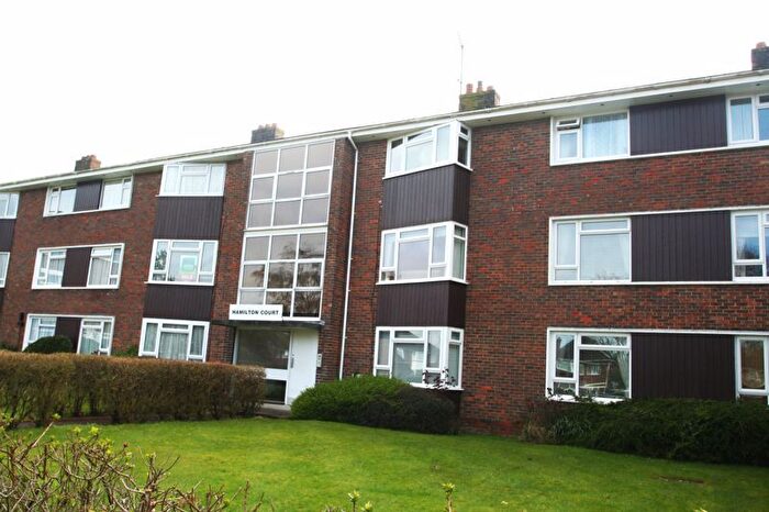 2 Bedroom Flat For Sale In Hamilton Ct, Drake Avenue, Worthing, BN12