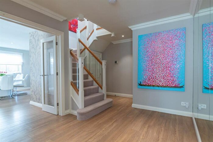 4 Bedroom Detached House For Sale In Brudenell Avenue, Sandbanks, BH13