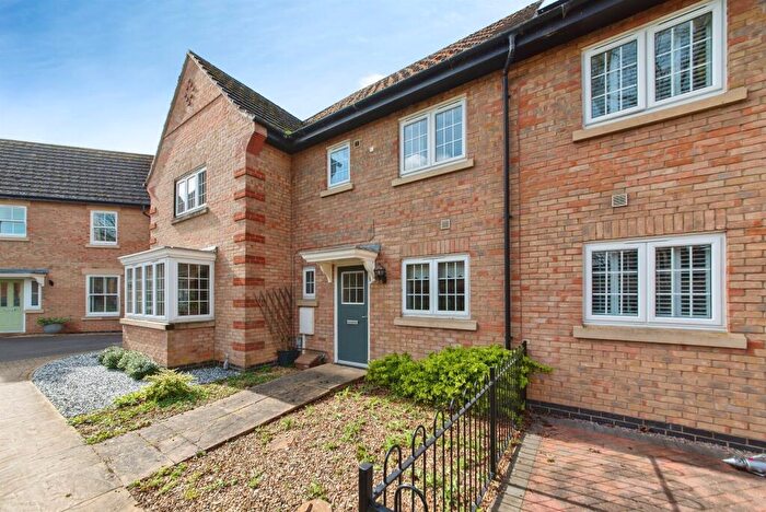 3 Bedroom Terraced House For Sale In Finn Close, Bourne, PE10