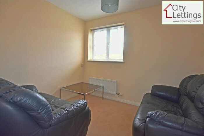 2 Bedroom Apartment To Rent In Tudor Court, Walter Street, NG7