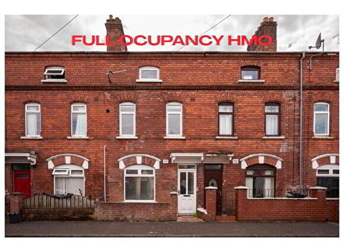 5 Bedroom Property For Sale In Beechmount Street, Belfast, BT12