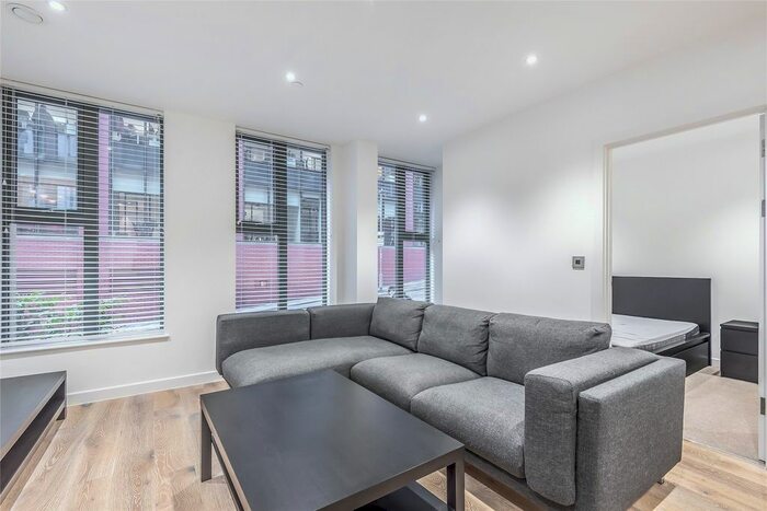 1 Bedroom Flat To Rent In Garrard House, Garrard Street, Reading, Berkshire, RG1