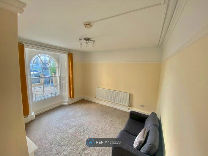 1 Bedroom Flat To Rent In Wyndham Square, Plymouth, PL1
