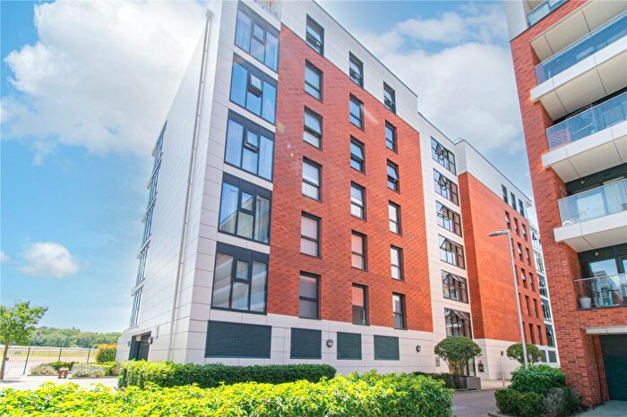 2 Bedroom Apartment To Rent In Kingman Way, Newbury, Berkshire, RG14